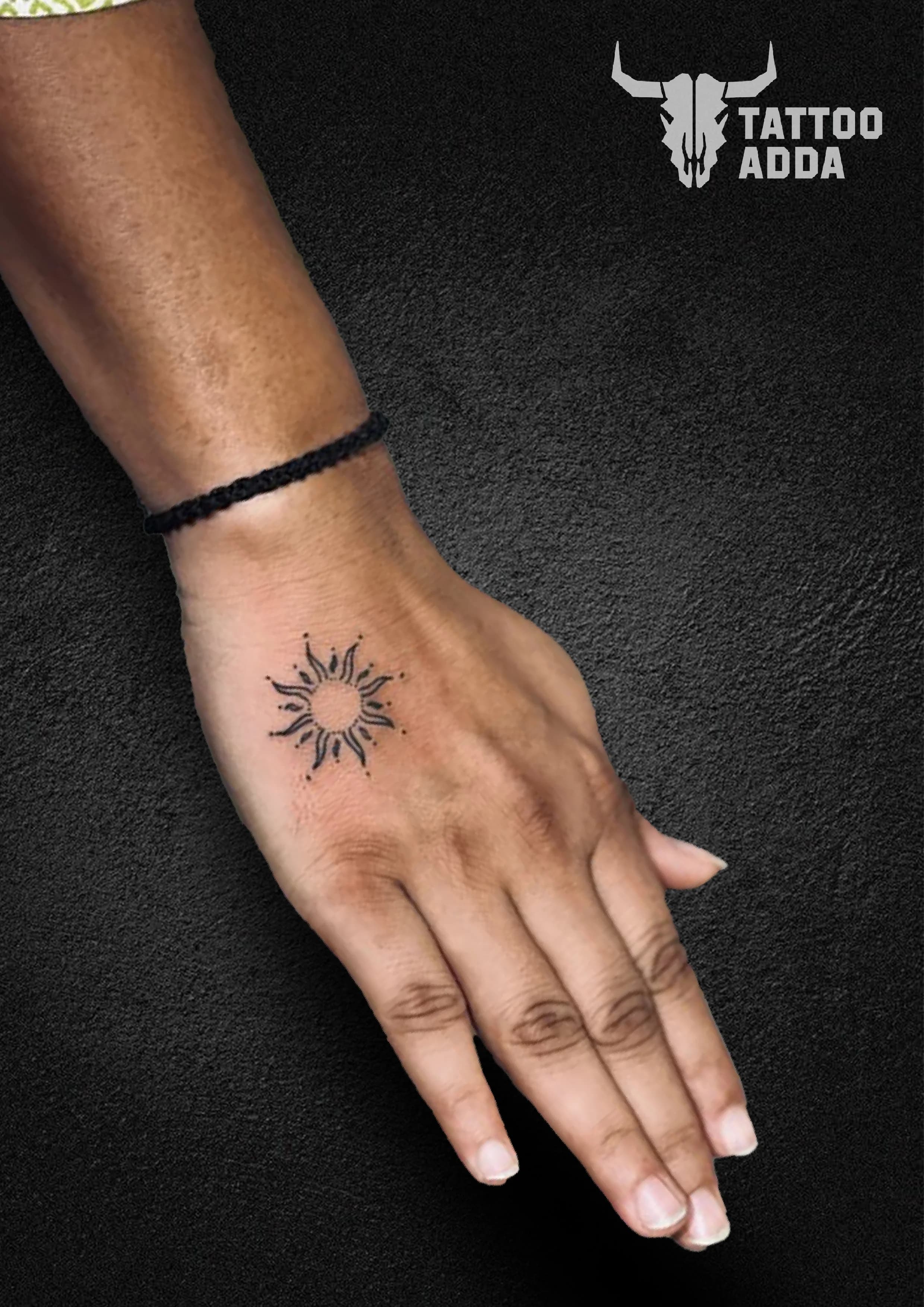 Lineart Sun — Tattoo Adda